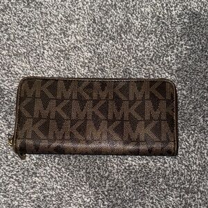Michael Kors Dark Brown Logo Zip Wallet